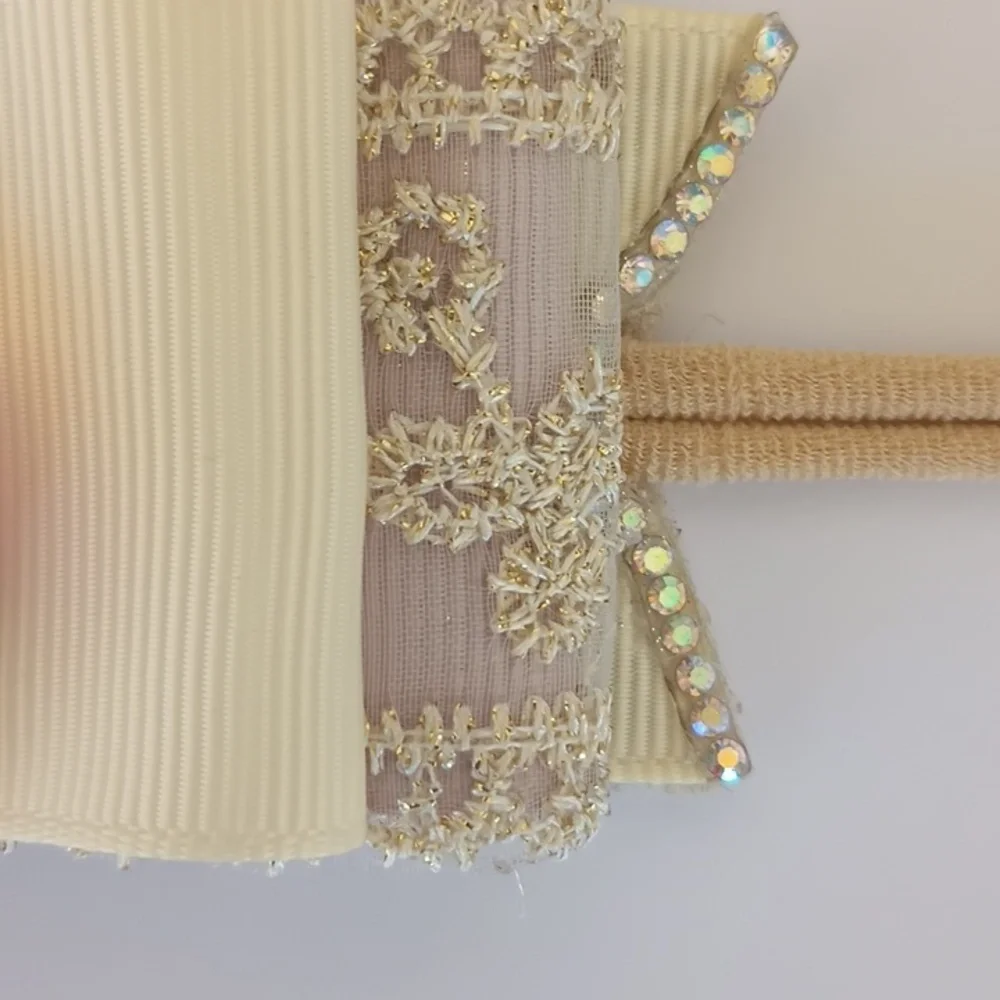 Elegant Cream and Pink Floral Baby Headband ✨🎀